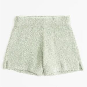NWT Abercrombie Fitch Lounge Collection Boucle Sweater SHORT SHORTS Green - M